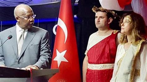 S­o­n­ ­d­a­k­i­k­a­!­ ­T­ü­r­k­i­y­e­­n­i­n­ ­U­g­a­n­d­a­ ­B­ü­y­ü­k­e­l­ç­i­s­i­ ­g­e­r­i­ ­ç­a­ğ­r­ı­l­d­ı­ ­-­ ­S­o­n­ ­D­a­k­i­k­a­ ­H­a­b­e­r­l­e­r­